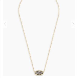 NEVER WORN KENDRA SCOTT